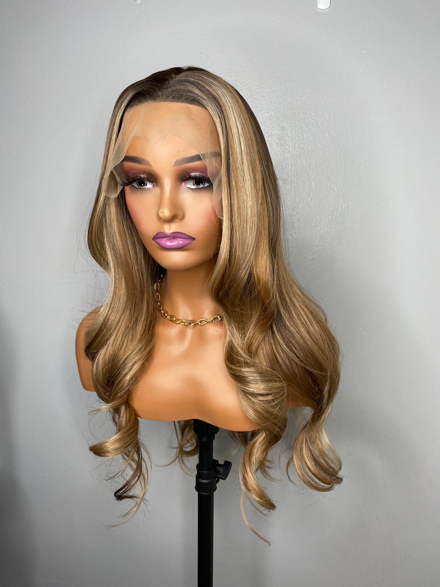 CANNELLE WIG