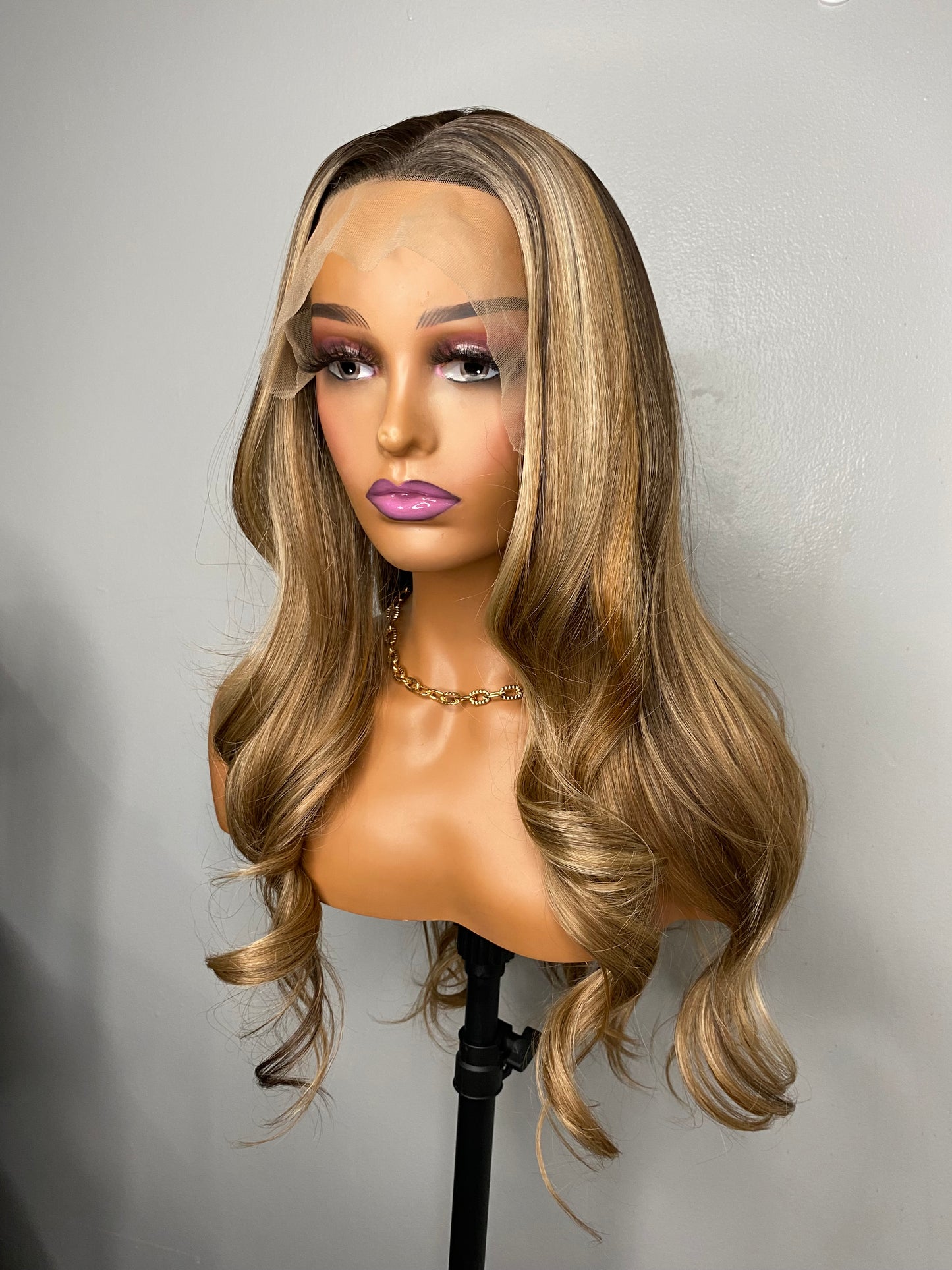 CANNELLE WIG