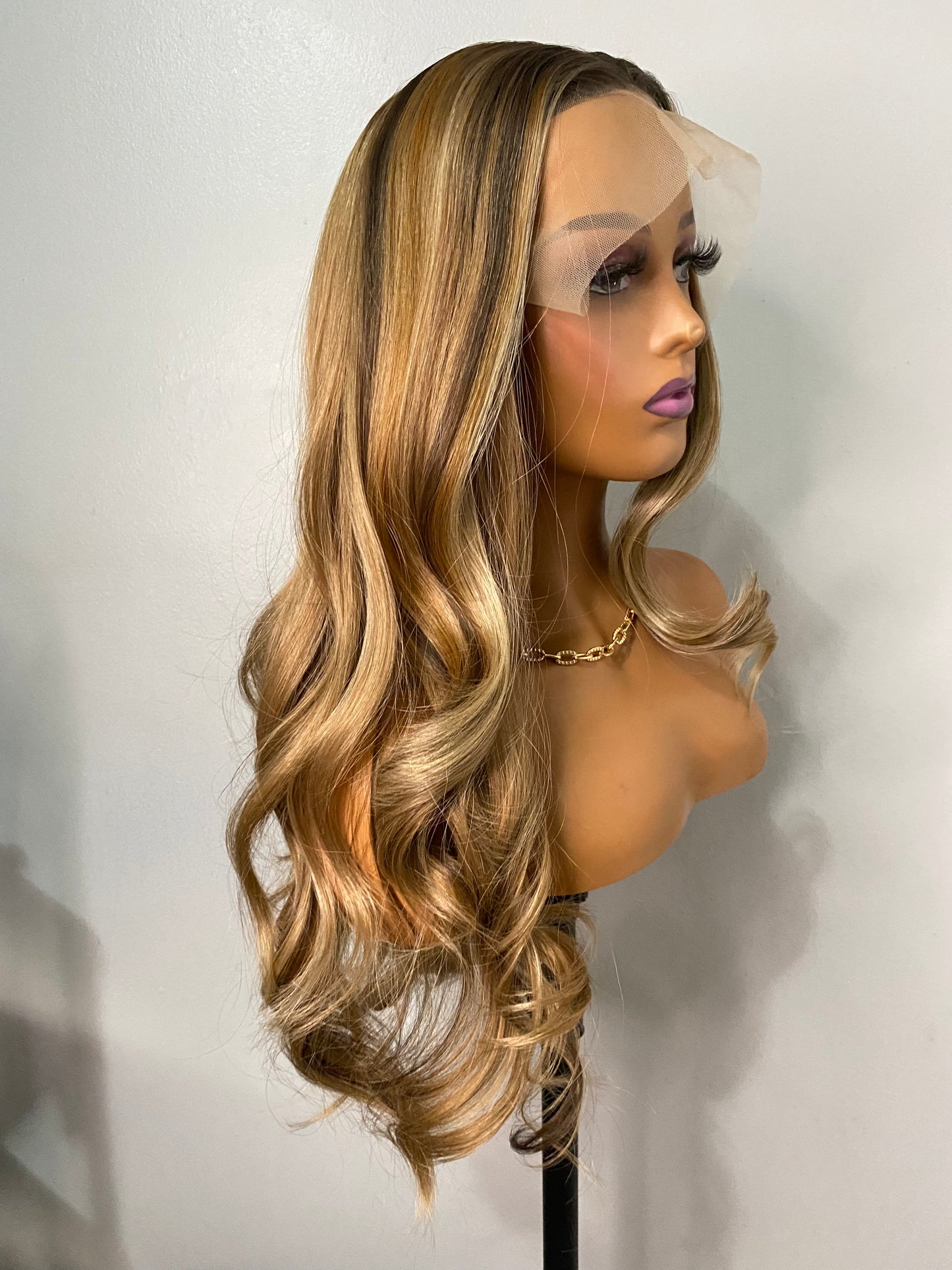 CANNELLE WIG